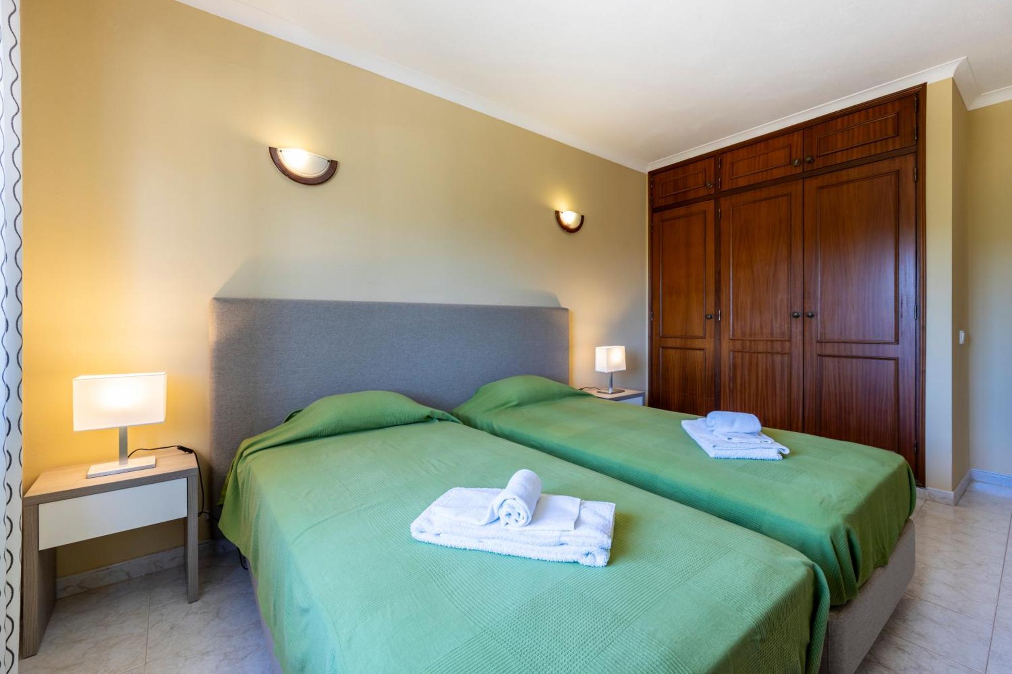Apartamento Meia Praia Лагос Екстериор снимка